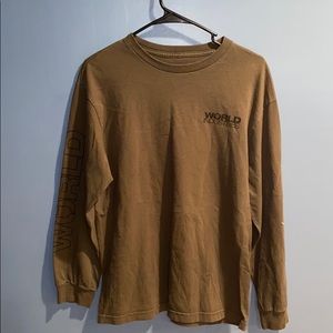 Long sleeve tee